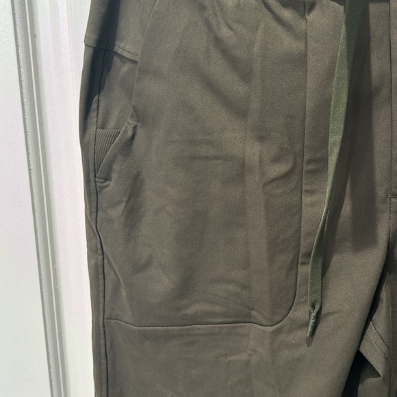 Men’s Lululemon ABC Joggers - Picture 5 of 6